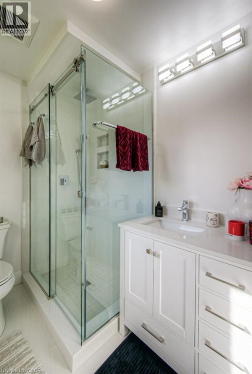 23 Carberry Road, Erin, ON - Indoor Photo Showing Bathroom