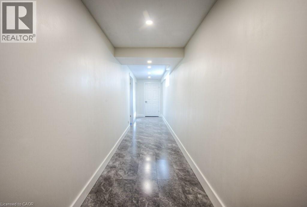 23 Carberry Road, Erin, ON - Indoor Photo Showing Other Room