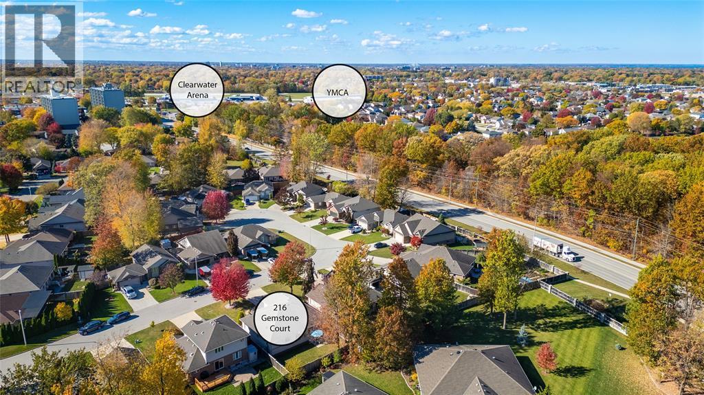 216 Gemstone Court, Sarnia, ON - Outdoor With View