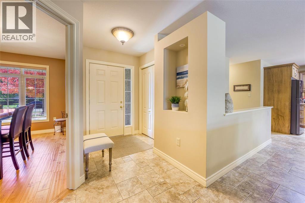 216 Gemstone Court, Sarnia, ON - Indoor Photo Showing Other Room