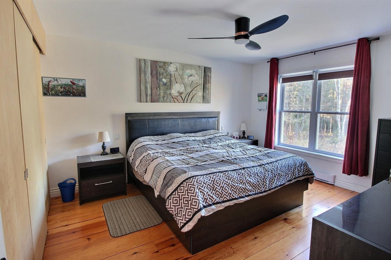 Chambre à coucher principale - 10208 Ch. De L'Éden, Rouyn-Noranda, QC - Indoor Photo Showing Bedroom