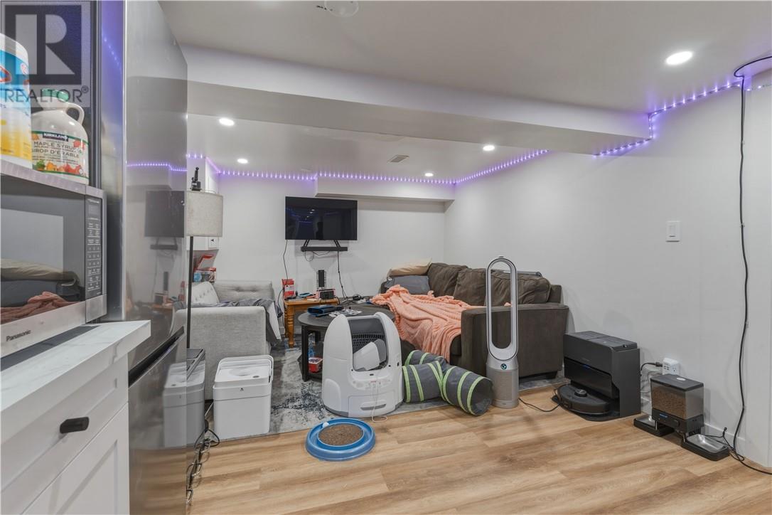 39 Copper Street, Sudbury, ON - Indoor