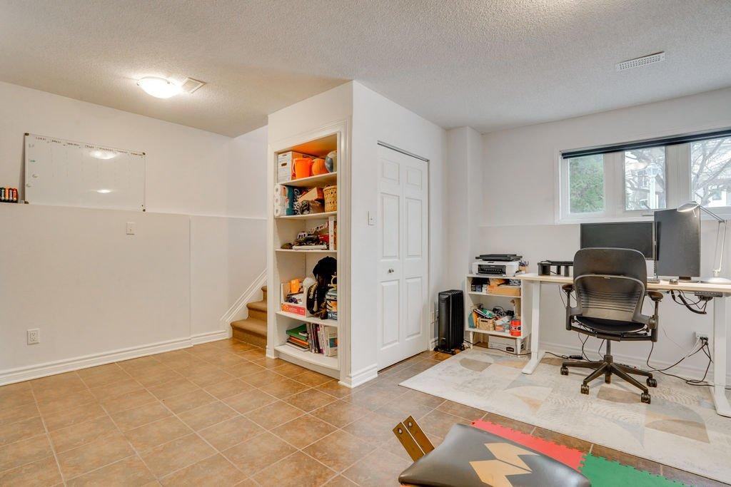 Salle familiale - 16 Av. De La Citadelle, Gatineau (Hull), QC - Indoor Photo Showing Office