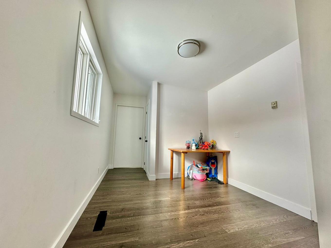 Corridor - 1671 Ch. De Rockway Valley, Amherst, QC - Indoor Photo Showing Other Room