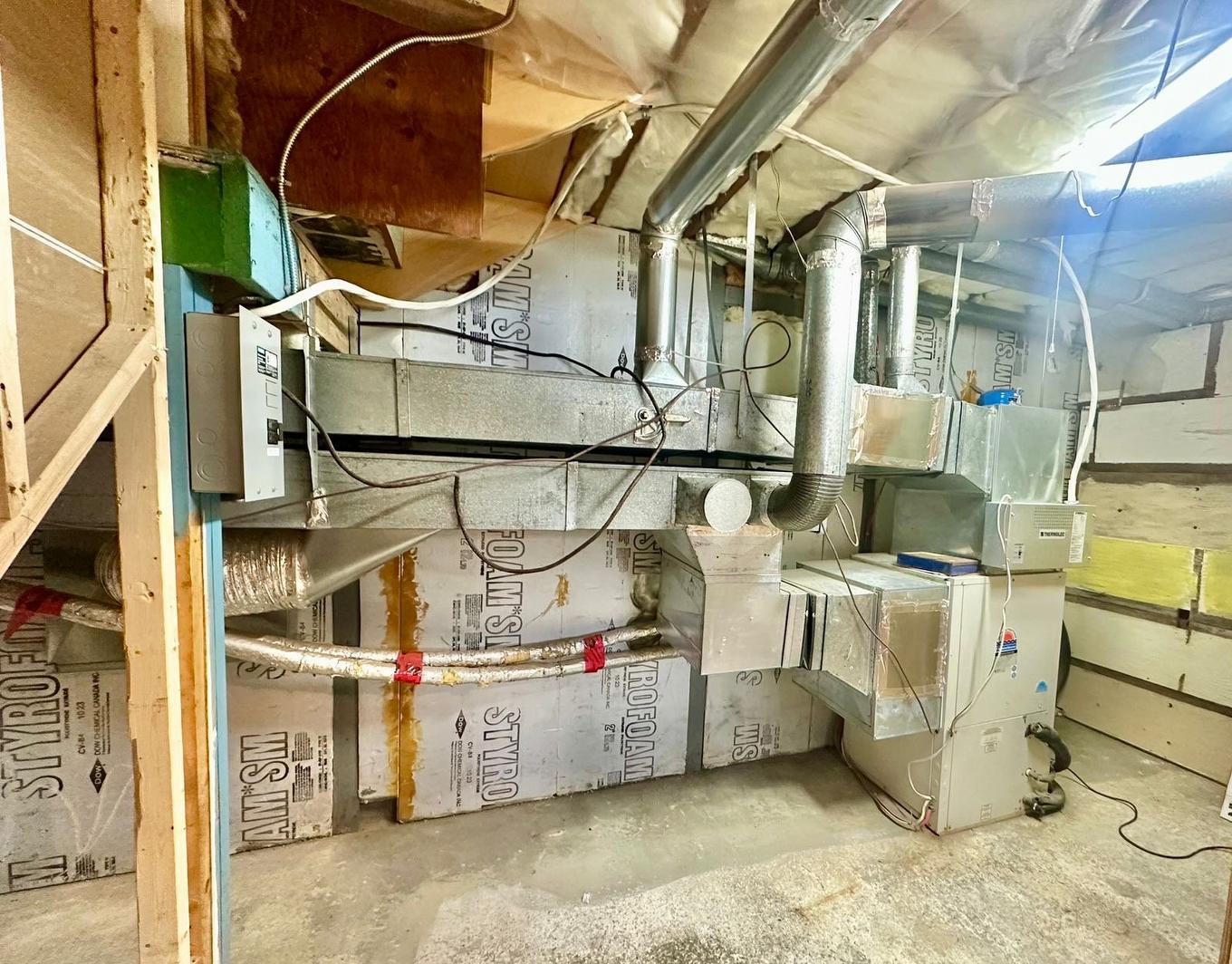 Sous-sol - 1671 Ch. De Rockway Valley, Amherst, QC - Indoor Photo Showing Basement