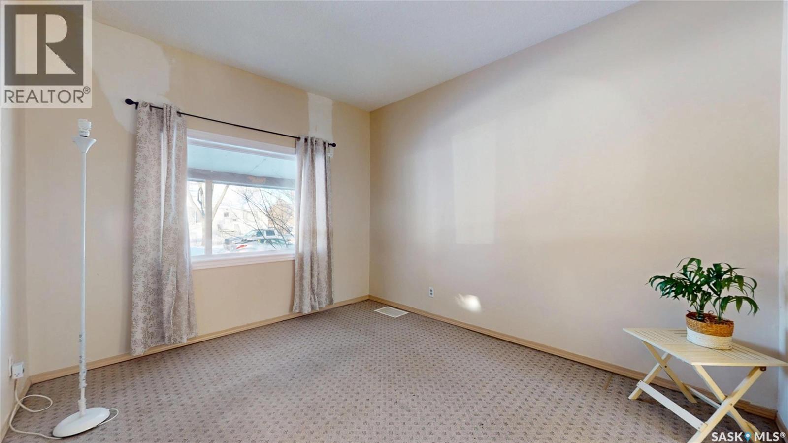 1007 Garnet Street, Regina, SK - Indoor Photo Showing Other Room