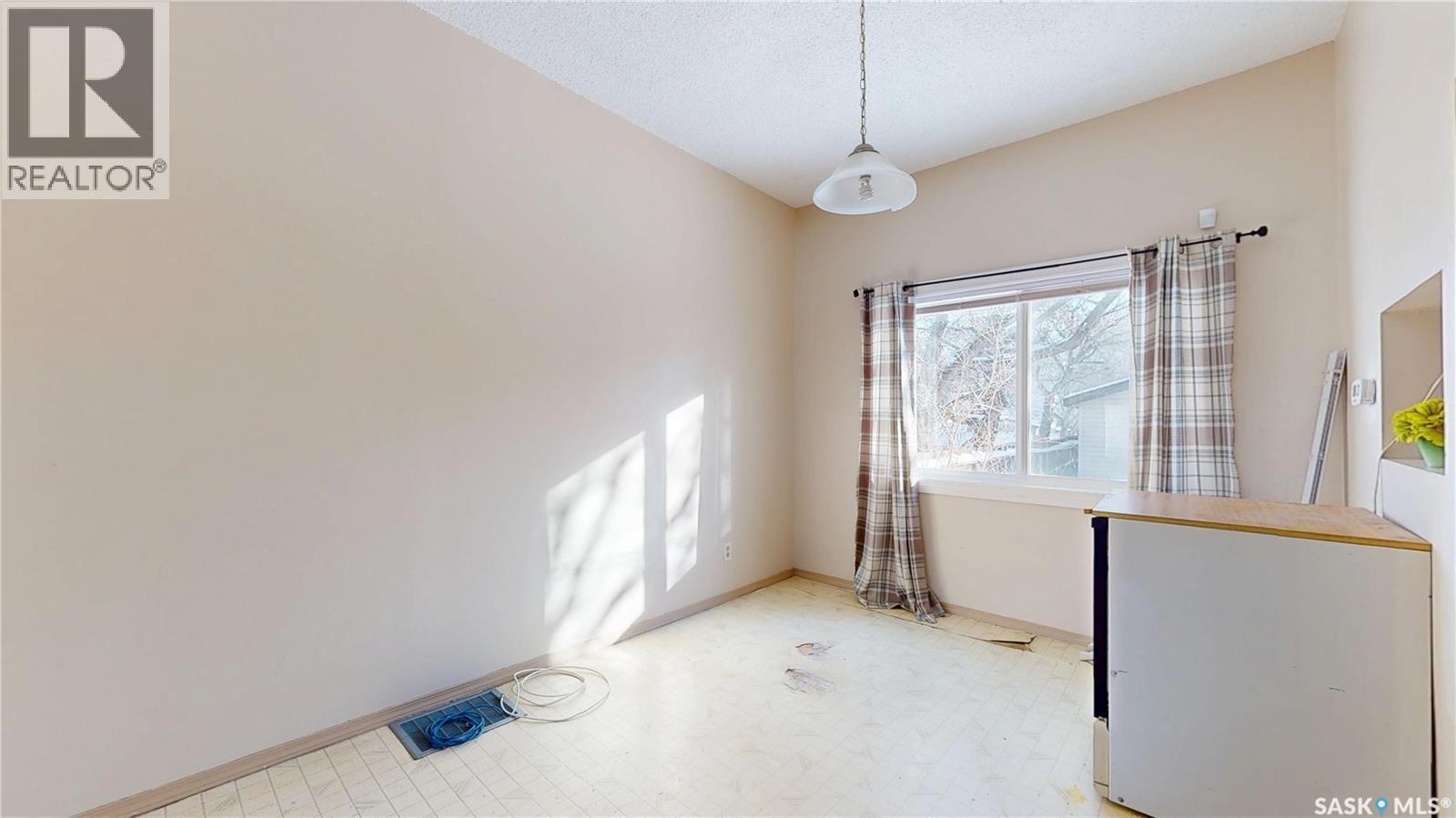 1007 Garnet Street, Regina, SK - Indoor Photo Showing Other Room