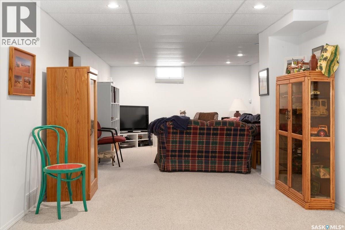 1514 8Th Avenue N, Regina, SK - Indoor Photo Showing Basement