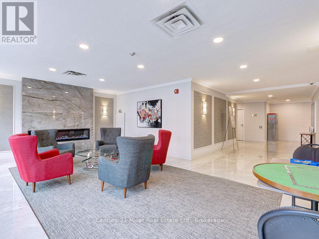 1009 - 5090 Pinedale Avenue, Burlington (Appleby), ON - Indoor With Fireplace