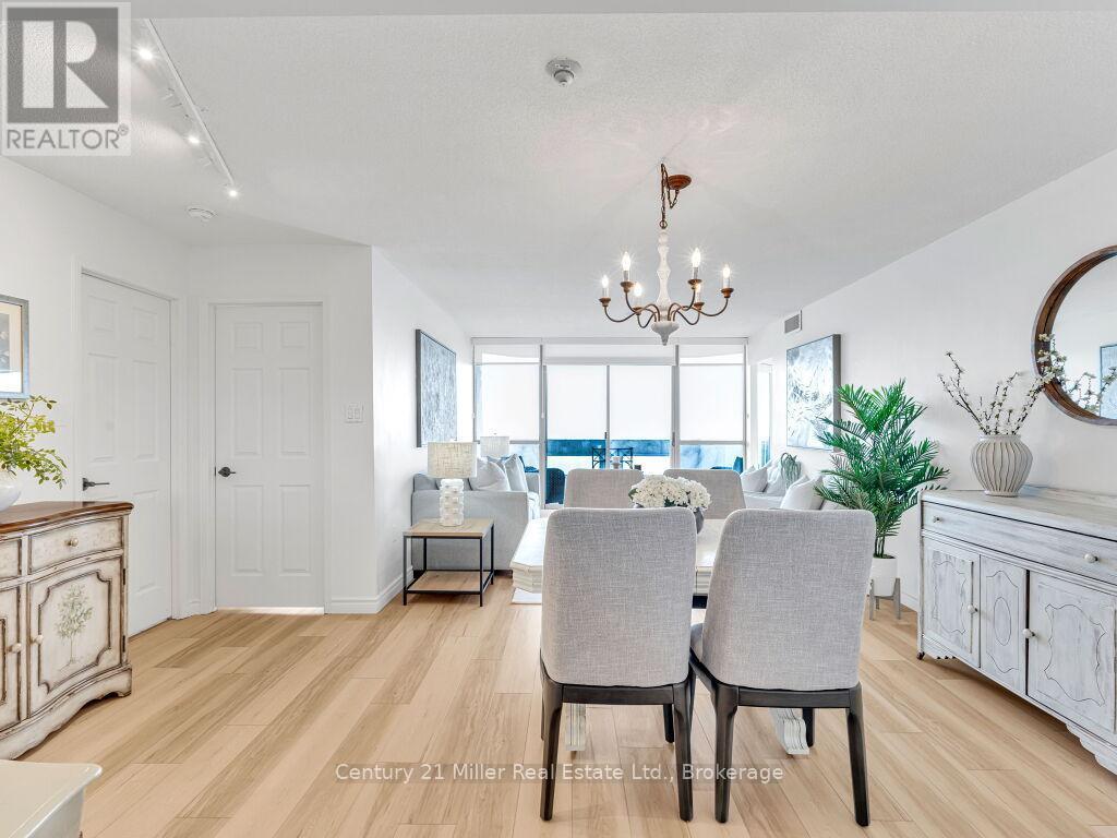 1009 - 5090 Pinedale Avenue, Burlington (Appleby), ON - Indoor Photo Showing Other Room