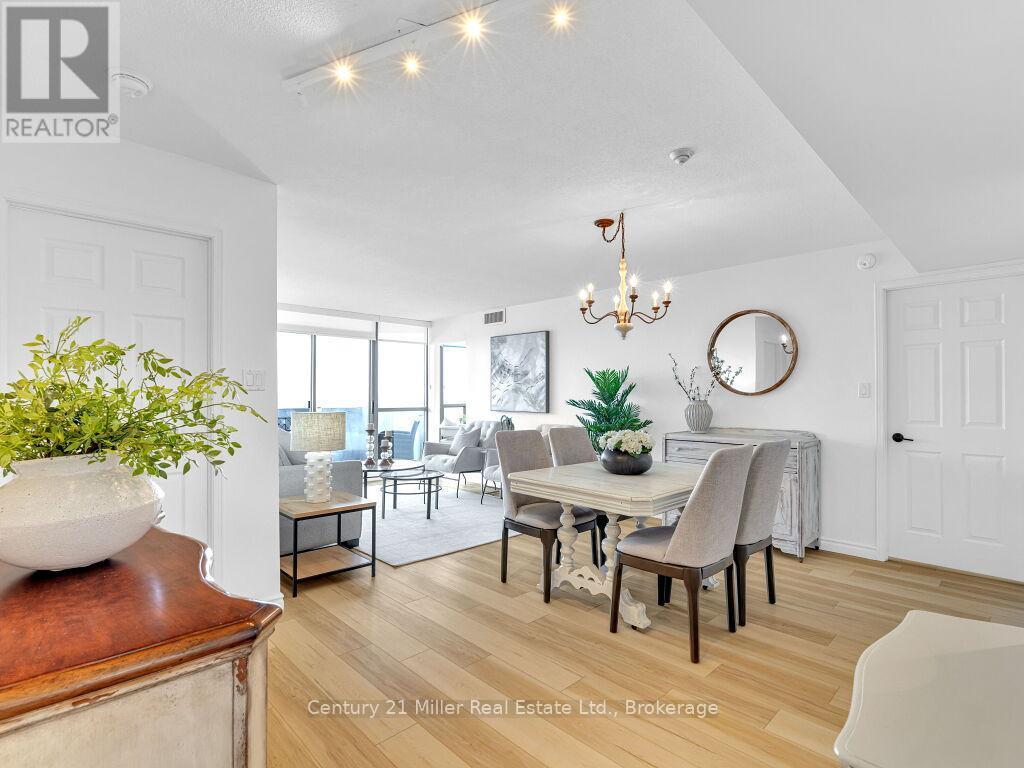 1009 - 5090 Pinedale Avenue, Burlington (Appleby), ON - Indoor