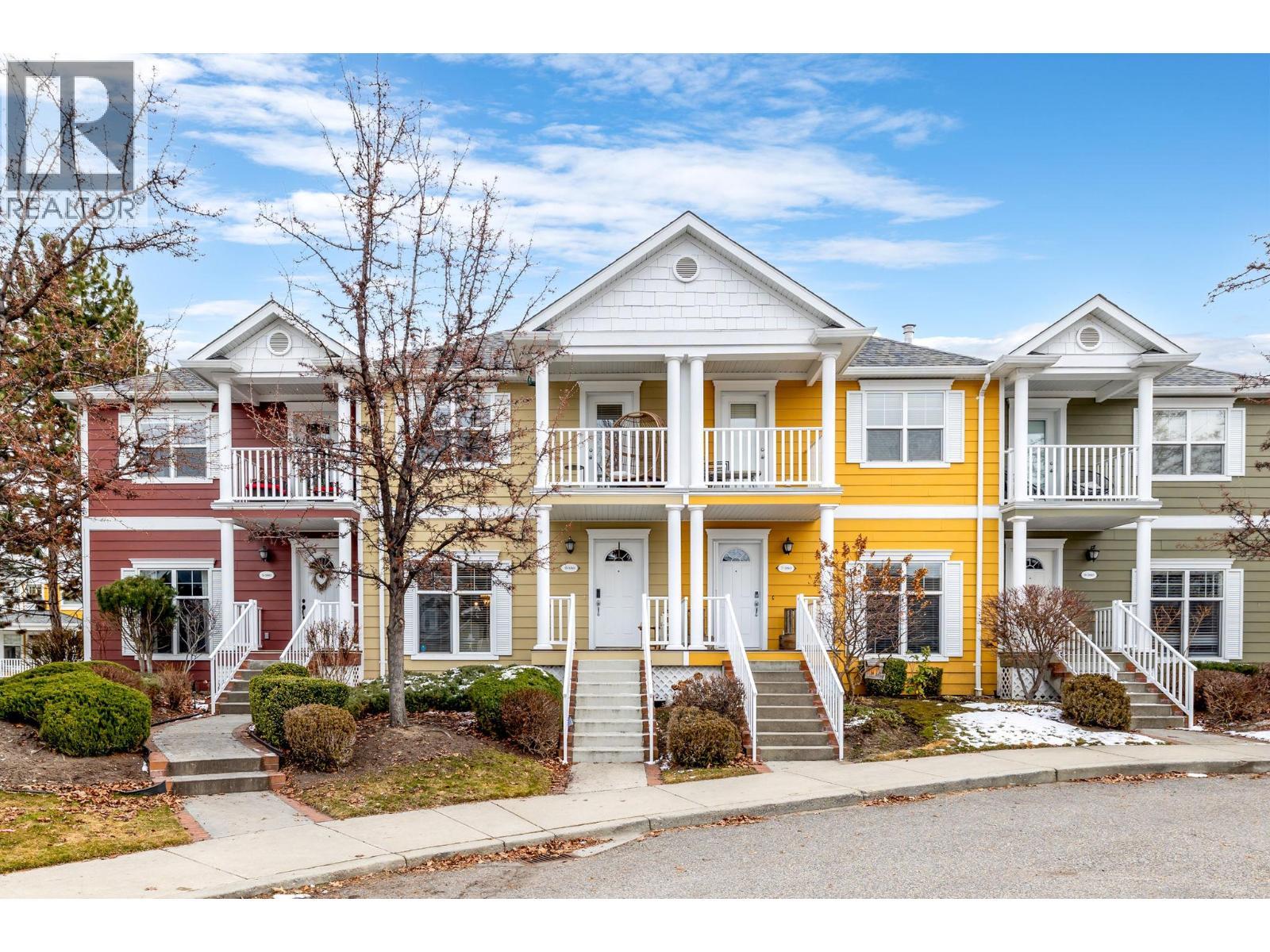 Unit on the left - 380 Providence Avenue Unit# 6, Kelowna, BC - Outdoor With Facade