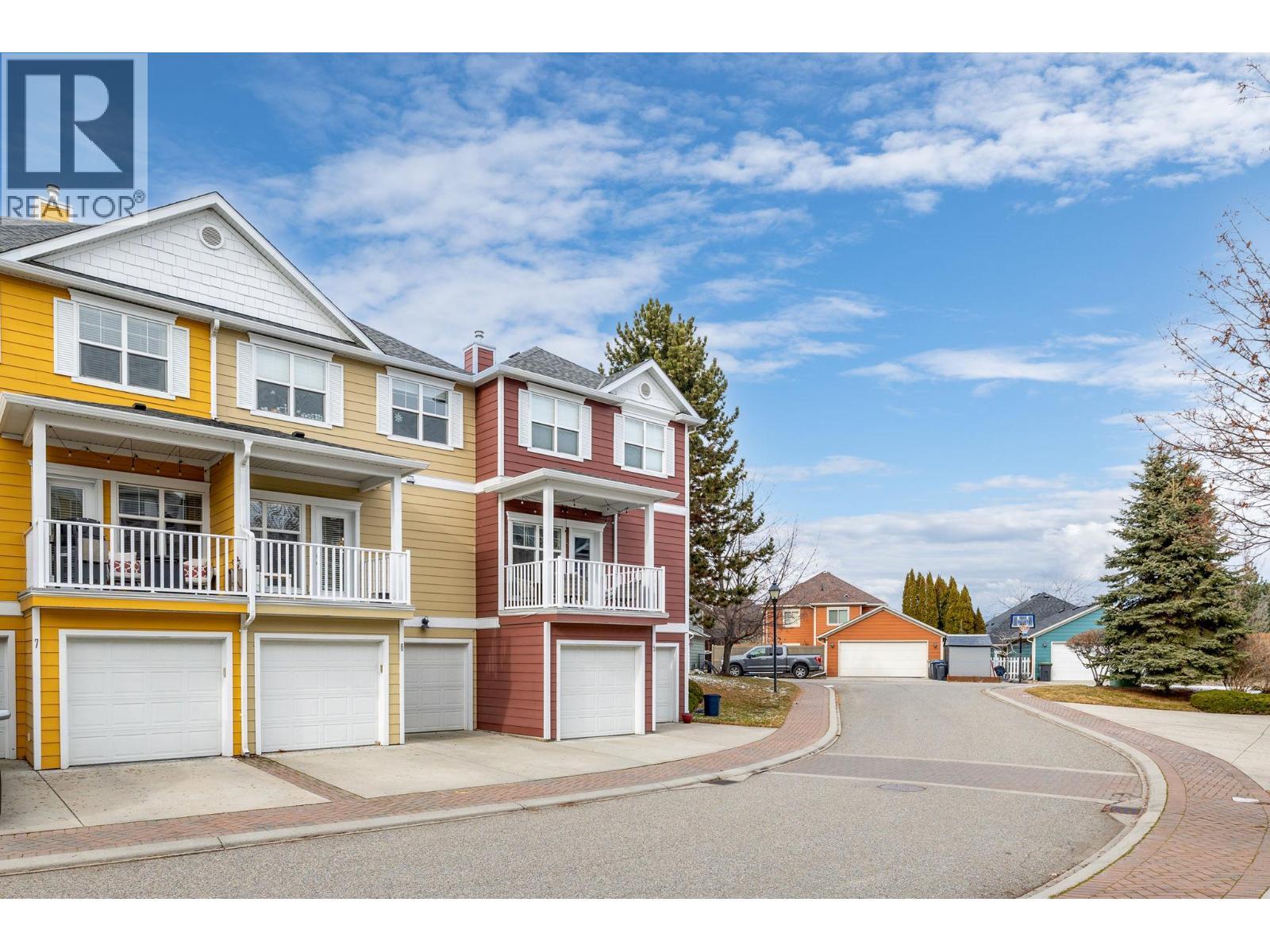 380 Providence Avenue Unit# 6, Kelowna, BC - Outdoor With Facade