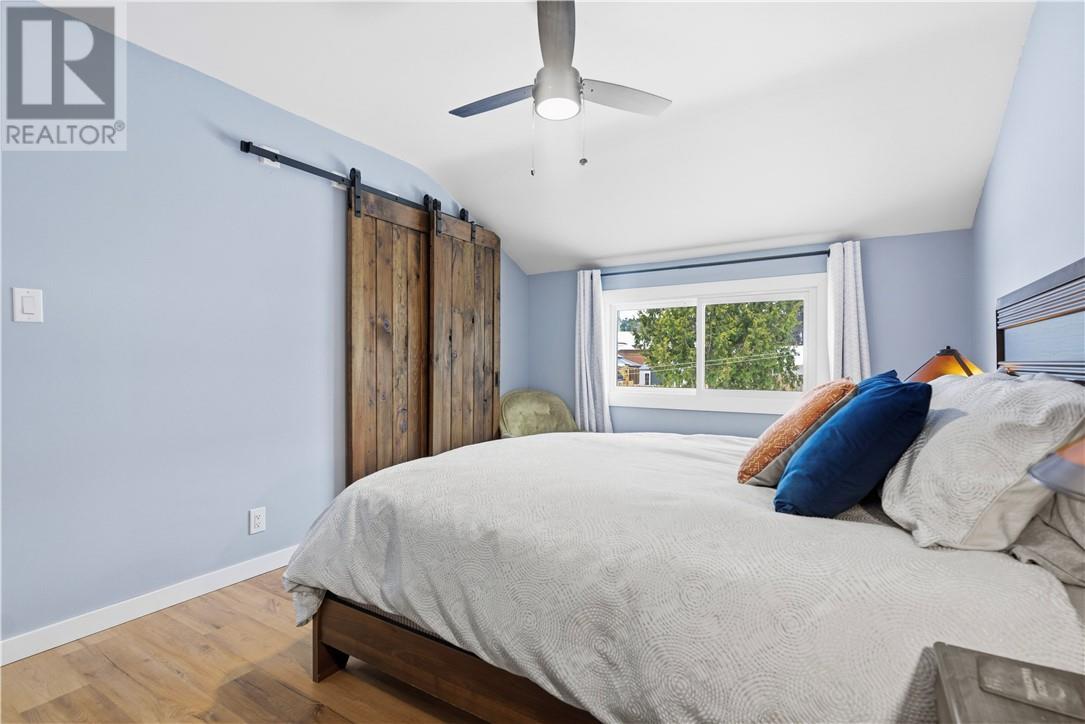 983 Buckingham Drive, Sudbury, ON - Indoor Photo Showing Bedroom