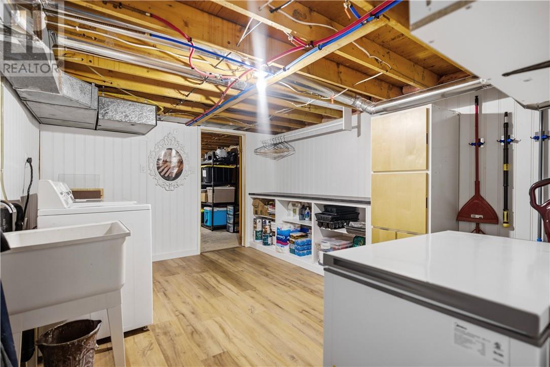 983 Buckingham Drive, Sudbury, ON - Indoor