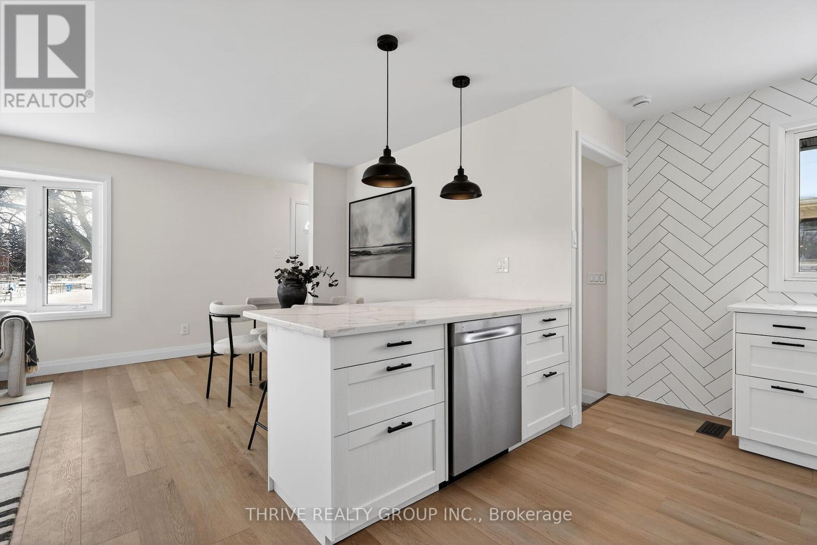 170 Pawnee Road, London East (East D), ON - Indoor Photo Showing Kitchen