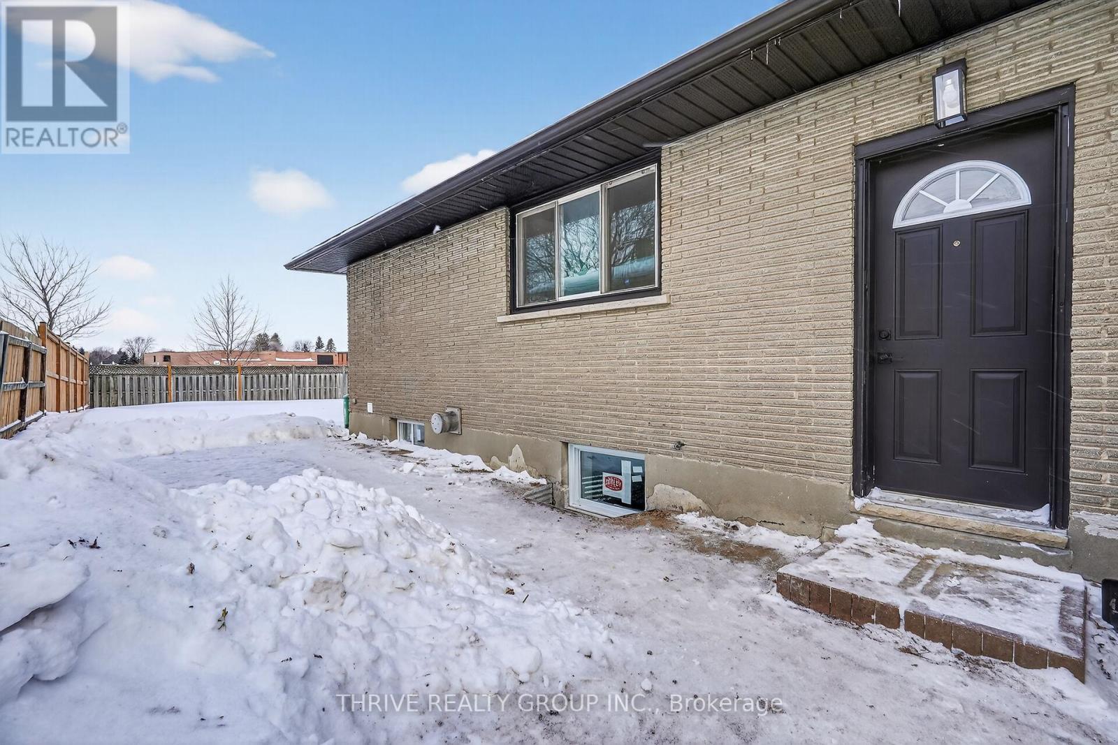 170 Pawnee Road, London East (East D), ON - Outdoor With Exterior