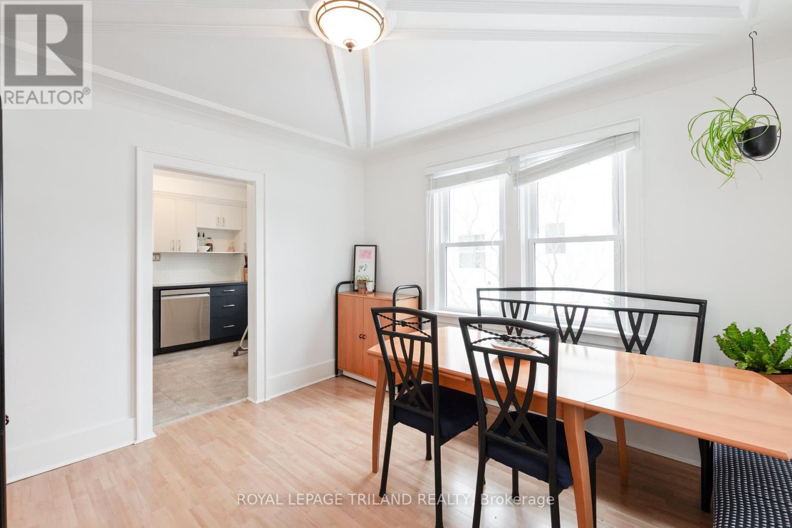 90 Locust Street, St. Thomas, ON - Indoor Photo Showing Dining Room