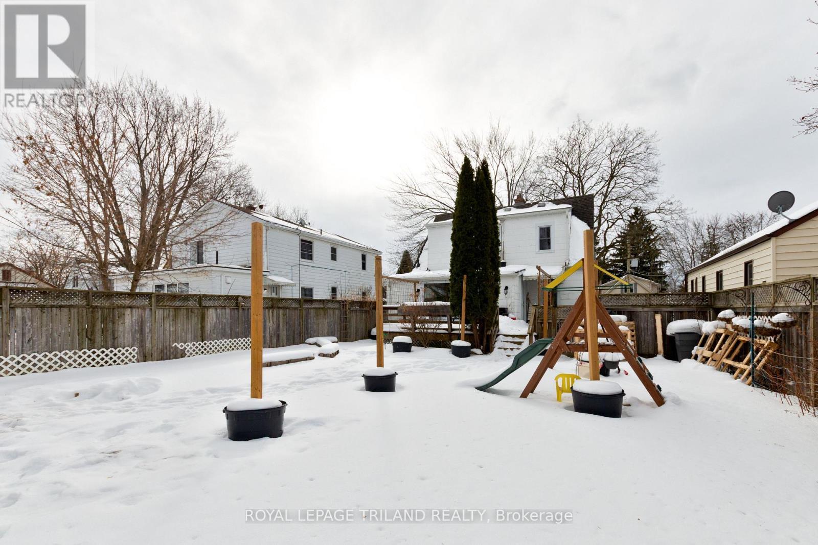 90 Locust Street, St. Thomas, ON - Outdoor