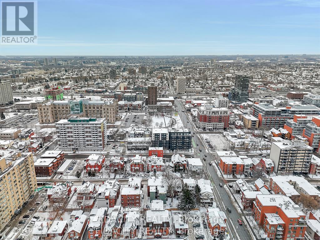 330 Gilmour Street, Ottawa, ON