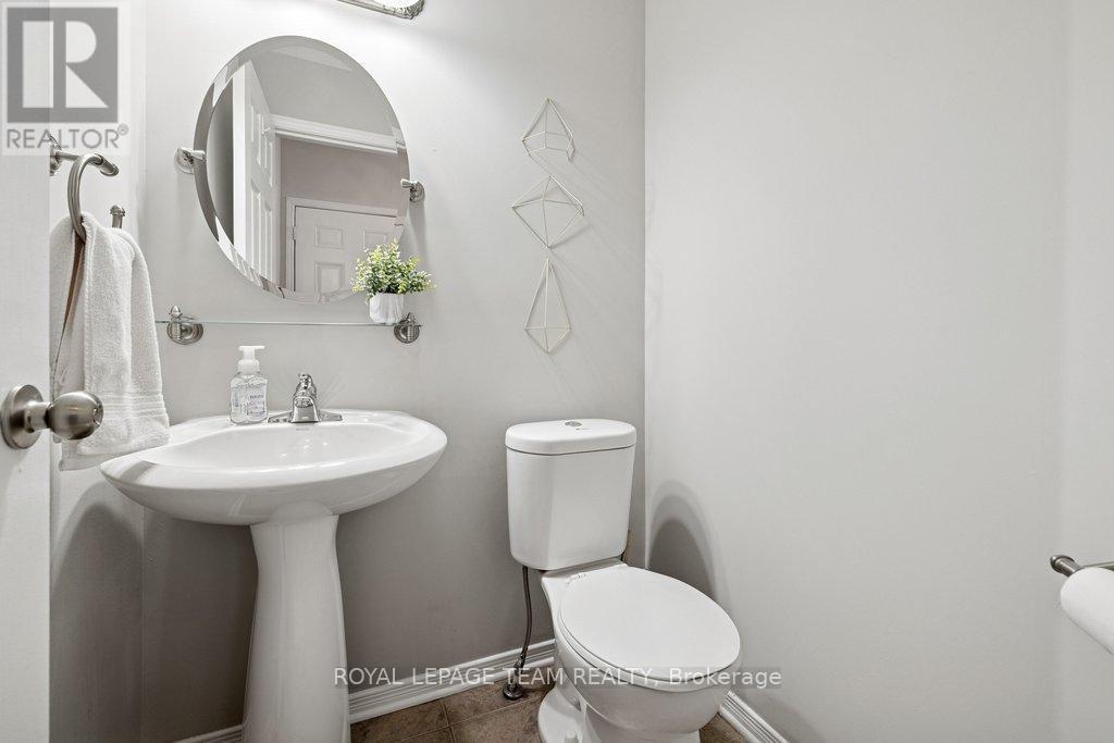 1493 Demeter Street, Ottawa, ON - Indoor Photo Showing Bathroom