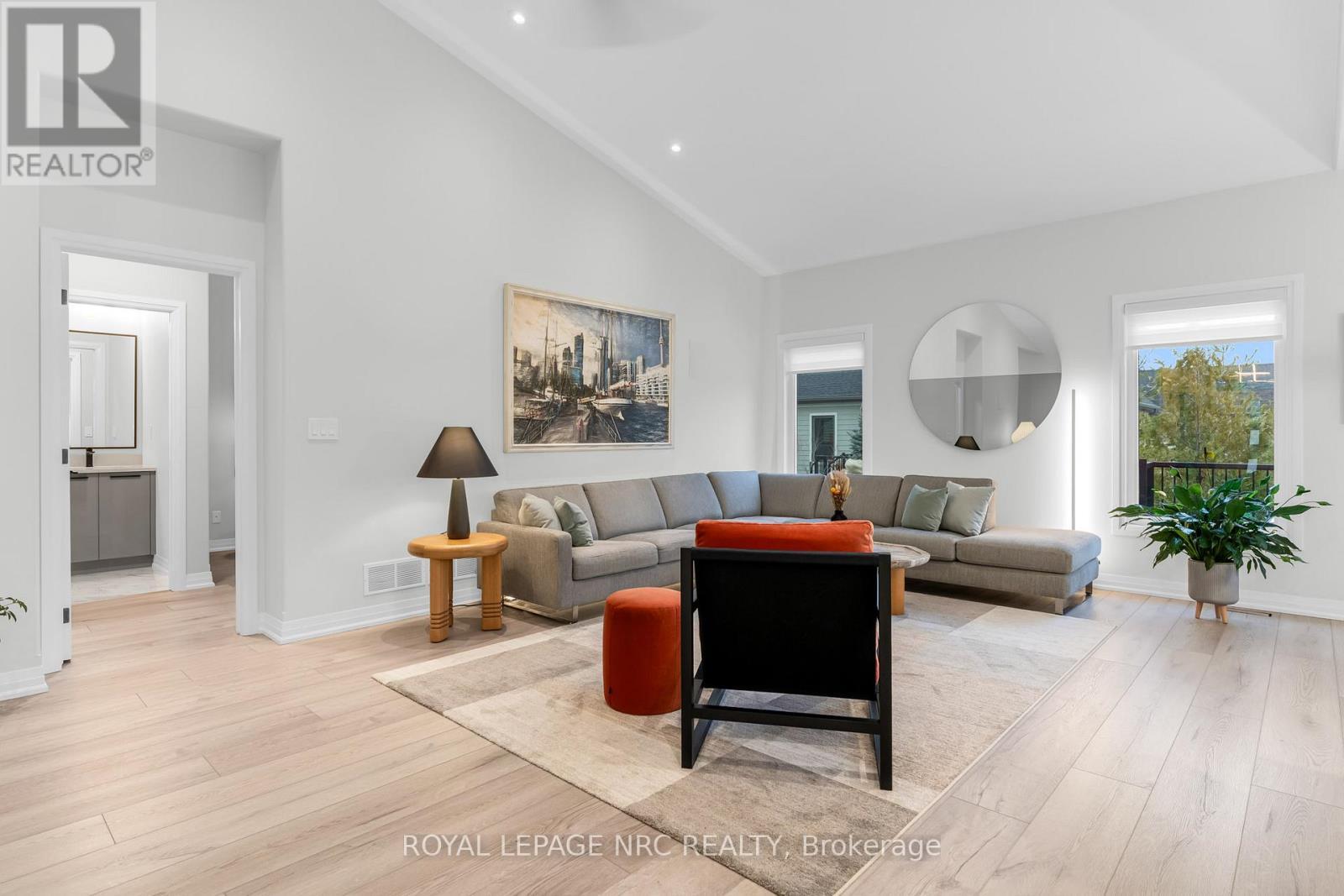 93 - 154 Port Robinson Road, Pelham (Fonthill), ON - Indoor Photo Showing Living Room