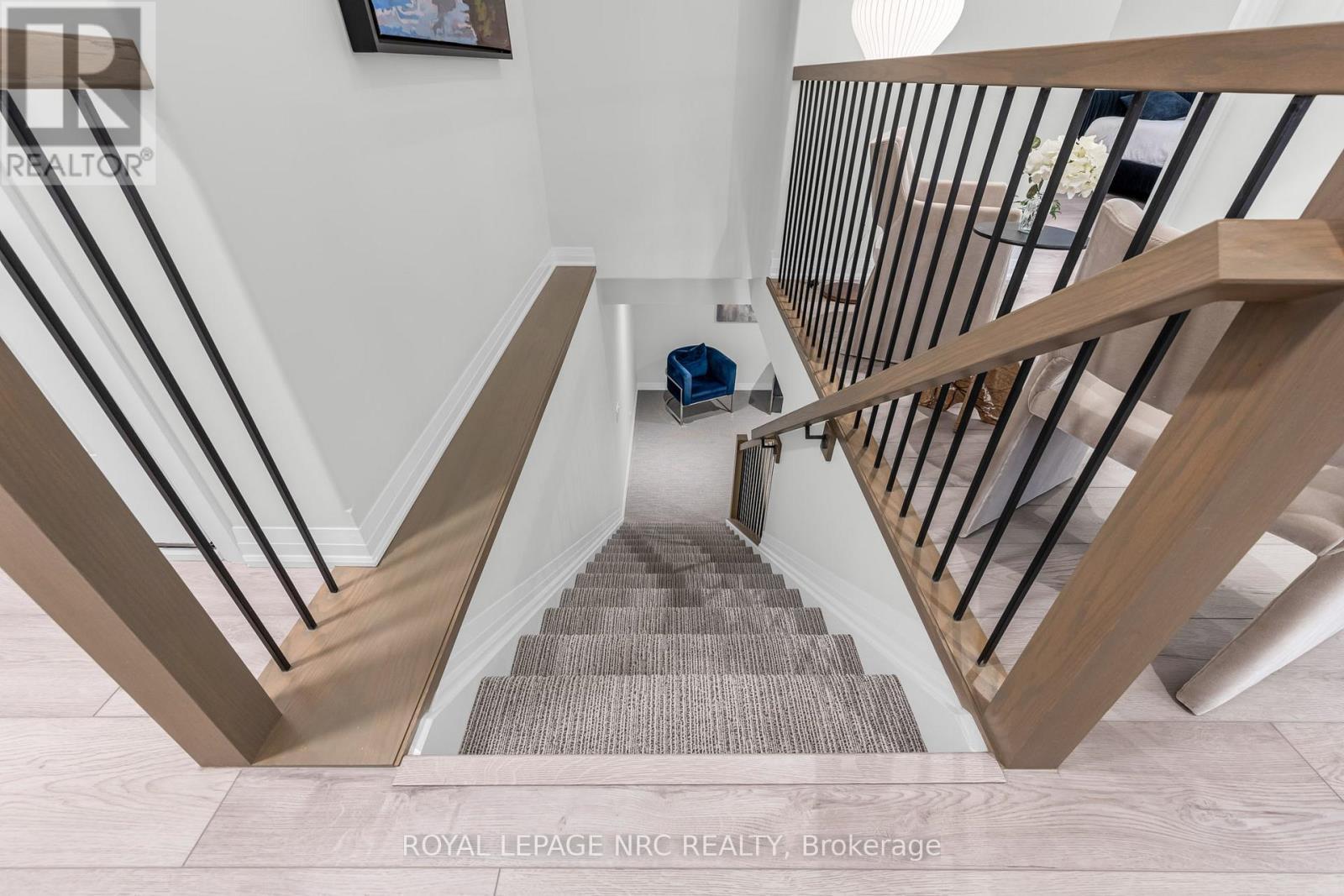 93 - 154 Port Robinson Road, Pelham (Fonthill), ON - Indoor Photo Showing Other Room