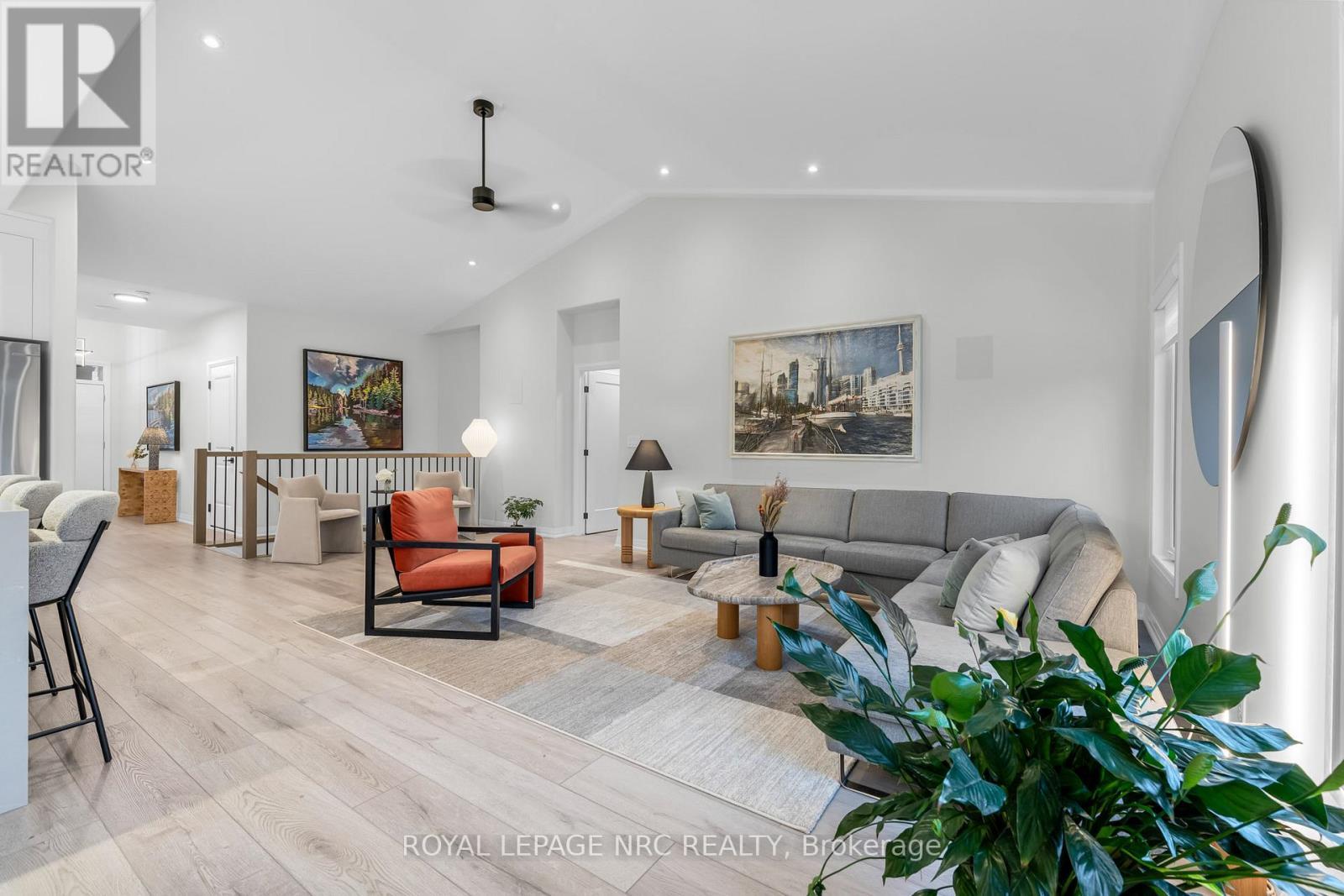 93 - 154 Port Robinson Road, Pelham (Fonthill), ON - Indoor Photo Showing Living Room