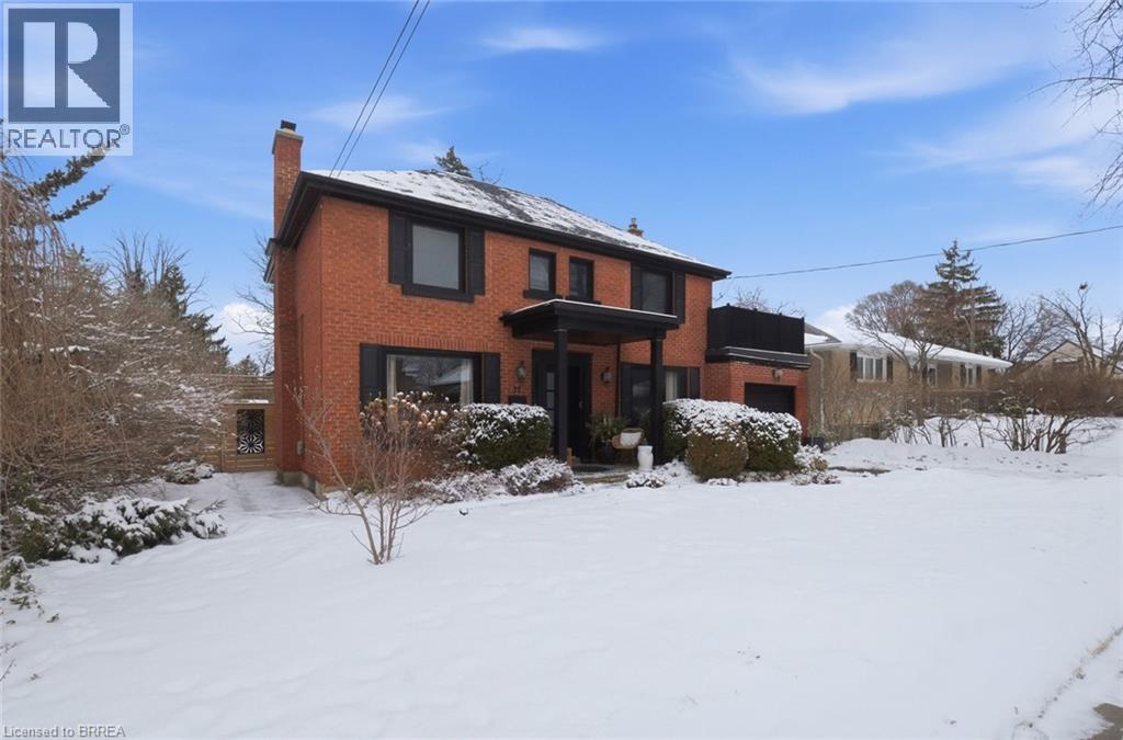 37 Elm Street, Brantford, ON - Outdoor