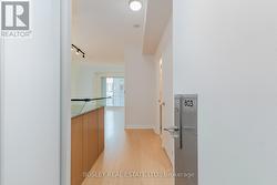 803 - 220 VICTORIA STREET Toronto, ON M5B 2R6