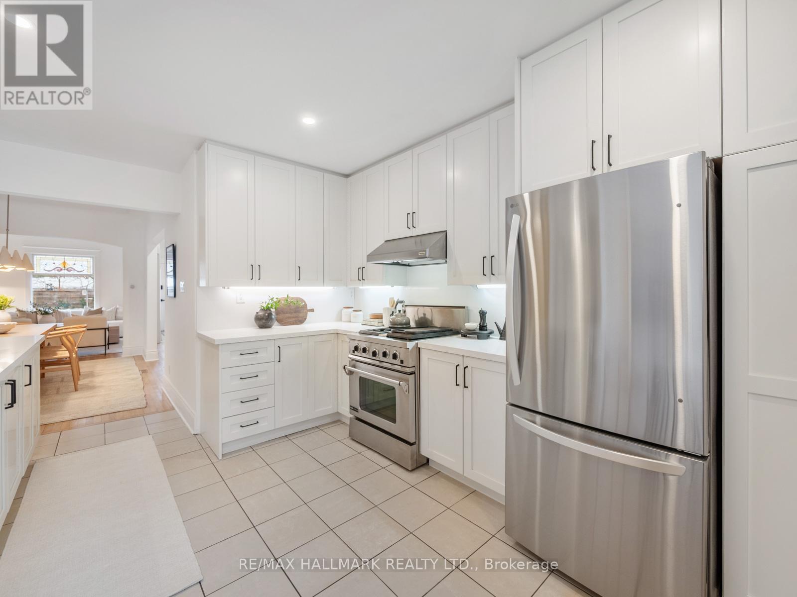 529 Logan Avenue, Toronto, ON - Indoor Photo Showing Kitchen With Stainless Steel Kitchen