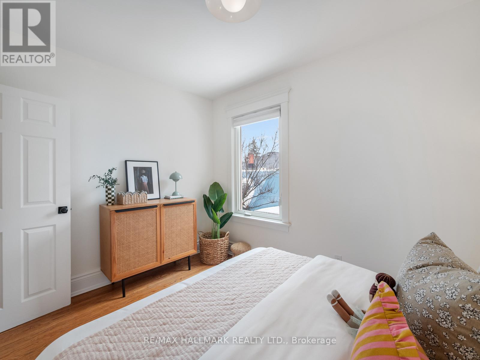 529 Logan Avenue, Toronto, ON - Indoor Photo Showing Bedroom