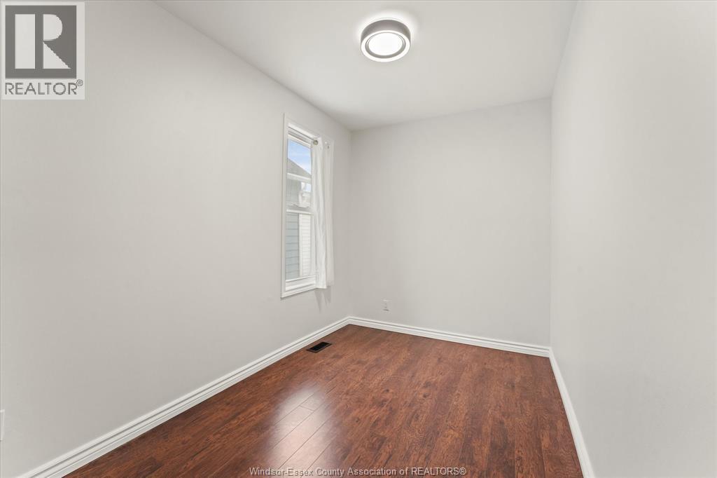 414 Parent Avenue, Windsor, ON - Indoor Photo Showing Other Room
