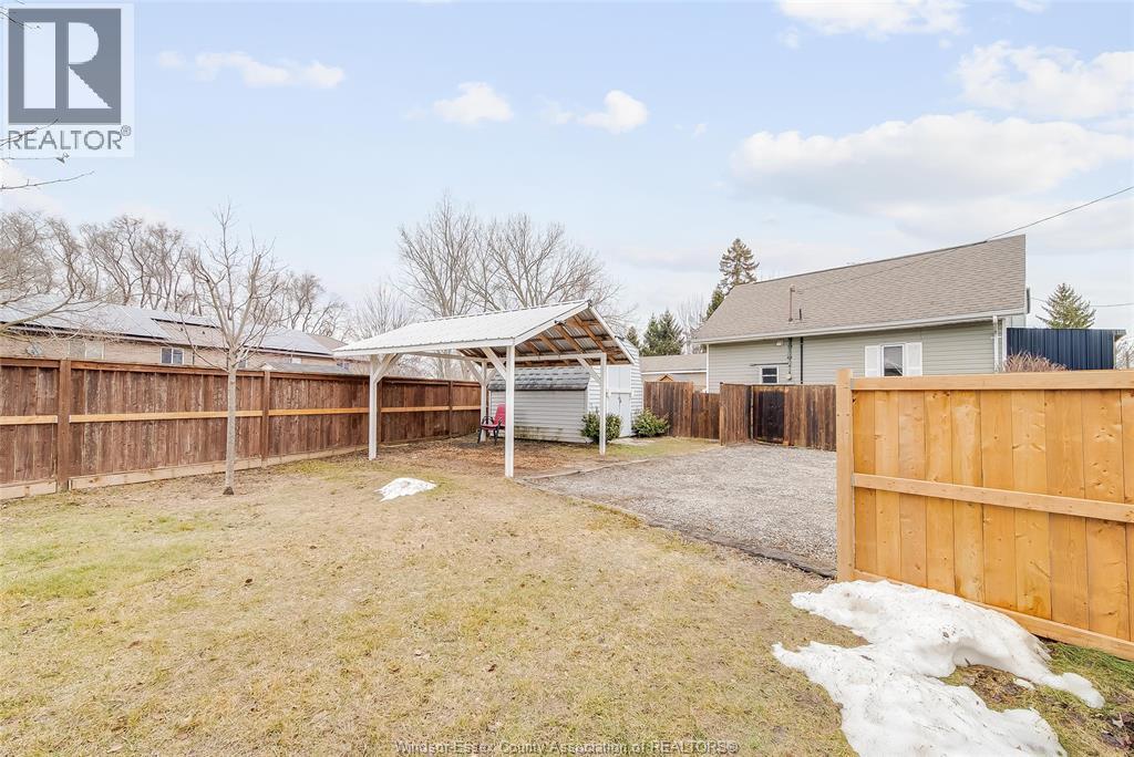 15 Smith Avenue, Leamington, ON - Outdoor