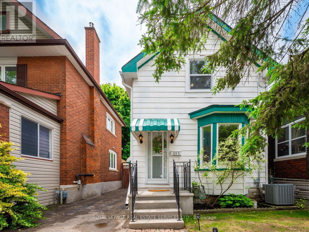 135 Bernice Crescent, Toronto, ON - Outdoor