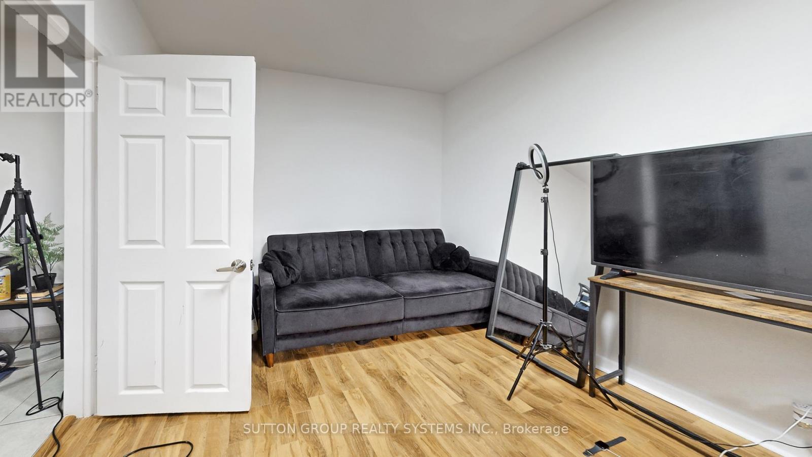 337 Perth Avenue, Toronto, ON - Indoor