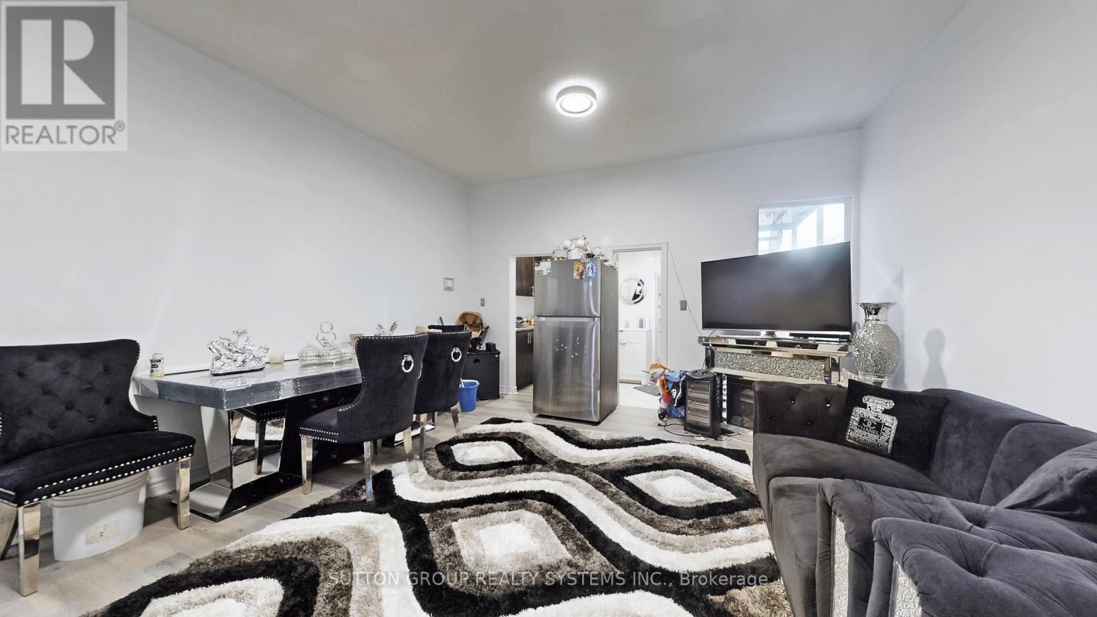 337 Perth Avenue, Toronto, ON - Indoor