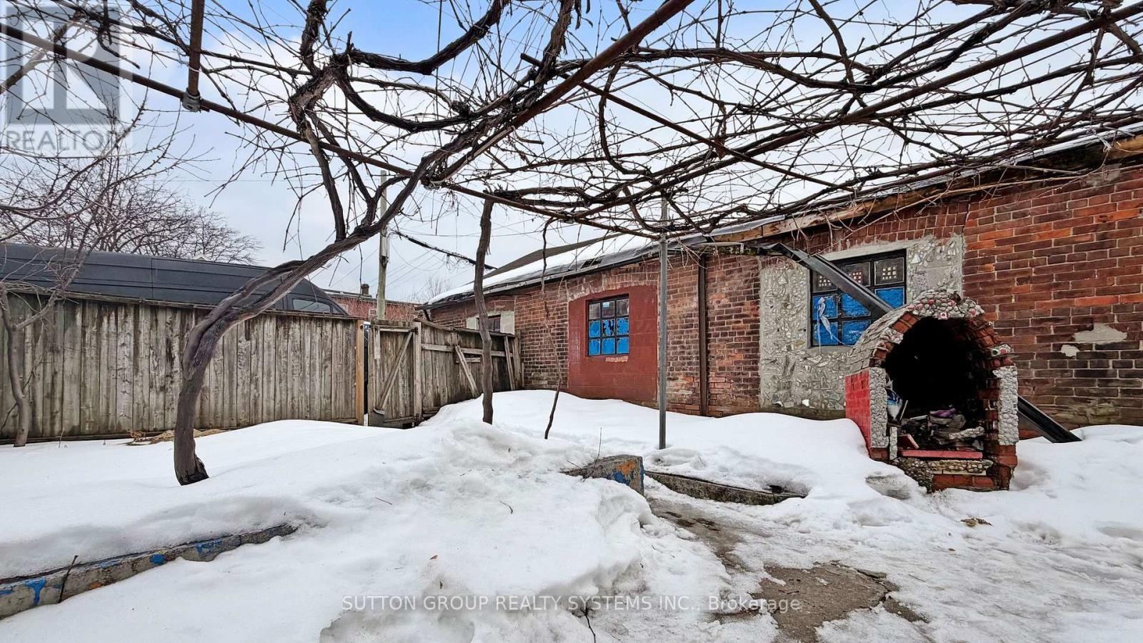 337 Perth Avenue, Toronto, ON - Outdoor