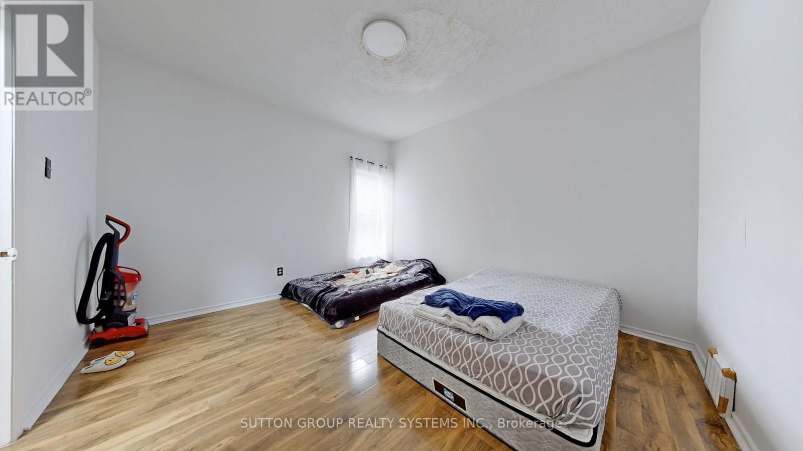 337 Perth Avenue, Toronto, ON - Indoor Photo Showing Bedroom