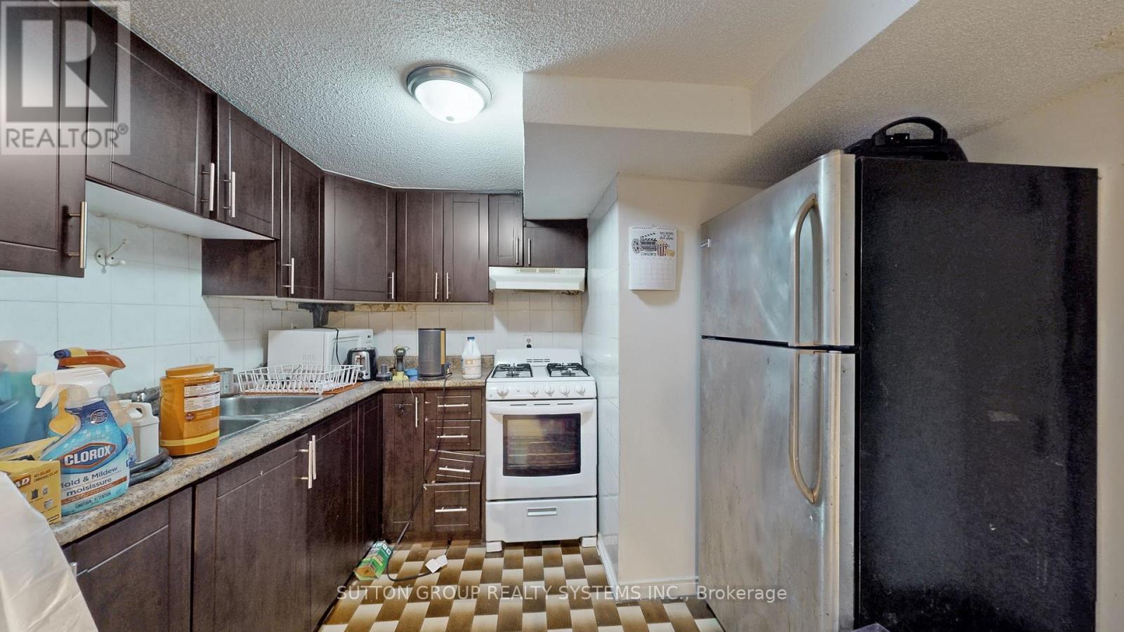 337 Perth Avenue, Toronto, ON - Indoor Photo Showing Kitchen