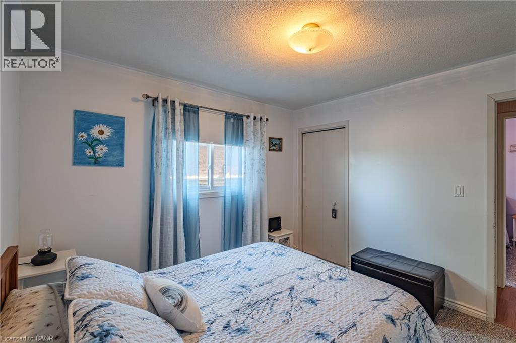 26 Douglas Avenue, Simcoe, ON - Indoor Photo Showing Bedroom