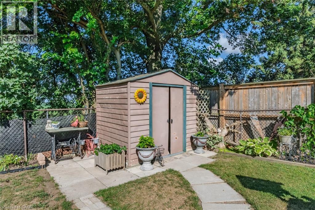 26 Douglas Avenue, Simcoe, ON - Outdoor