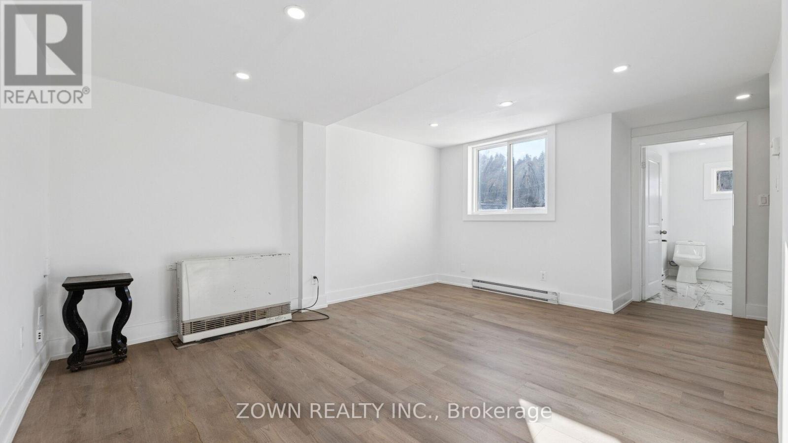 26 Metcalfe Street, Quinte West, ON - Indoor Photo Showing Other Room