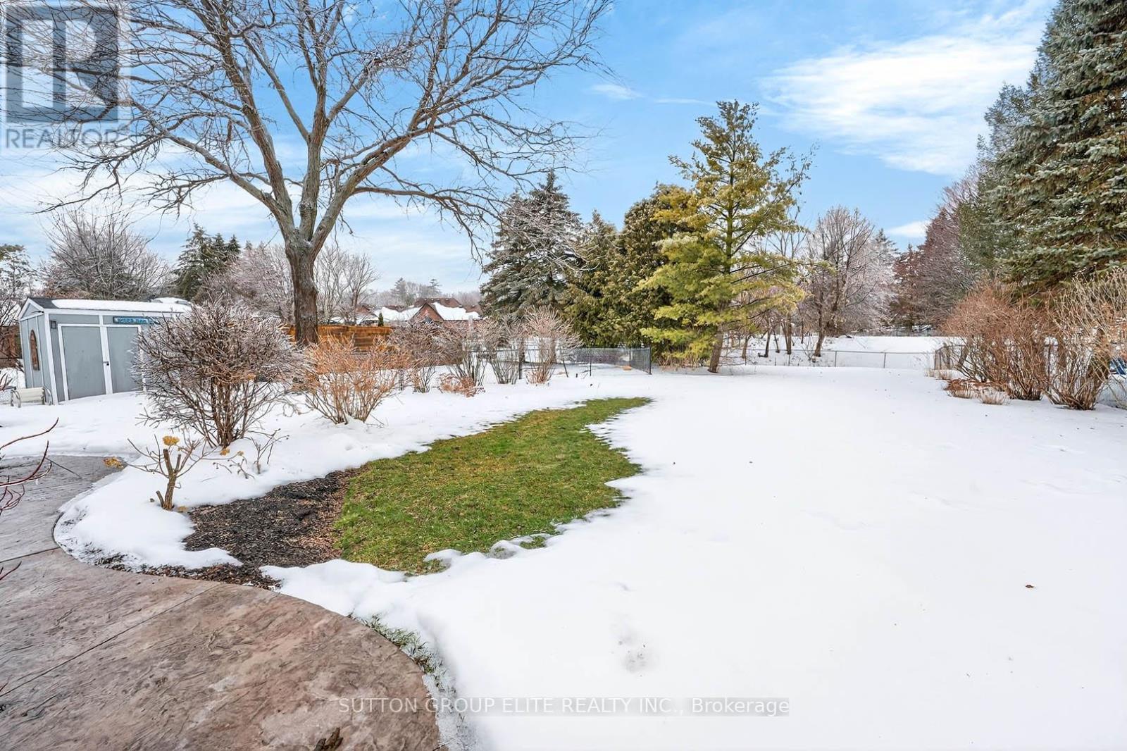 11 Elderberry Lane, Hamilton, ON - Outdoor With View