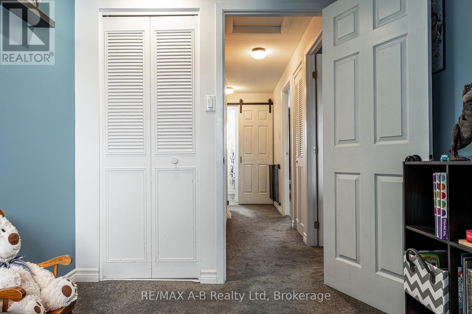 24 - 91 Avonwood Drive, Stratford, ON - Indoor