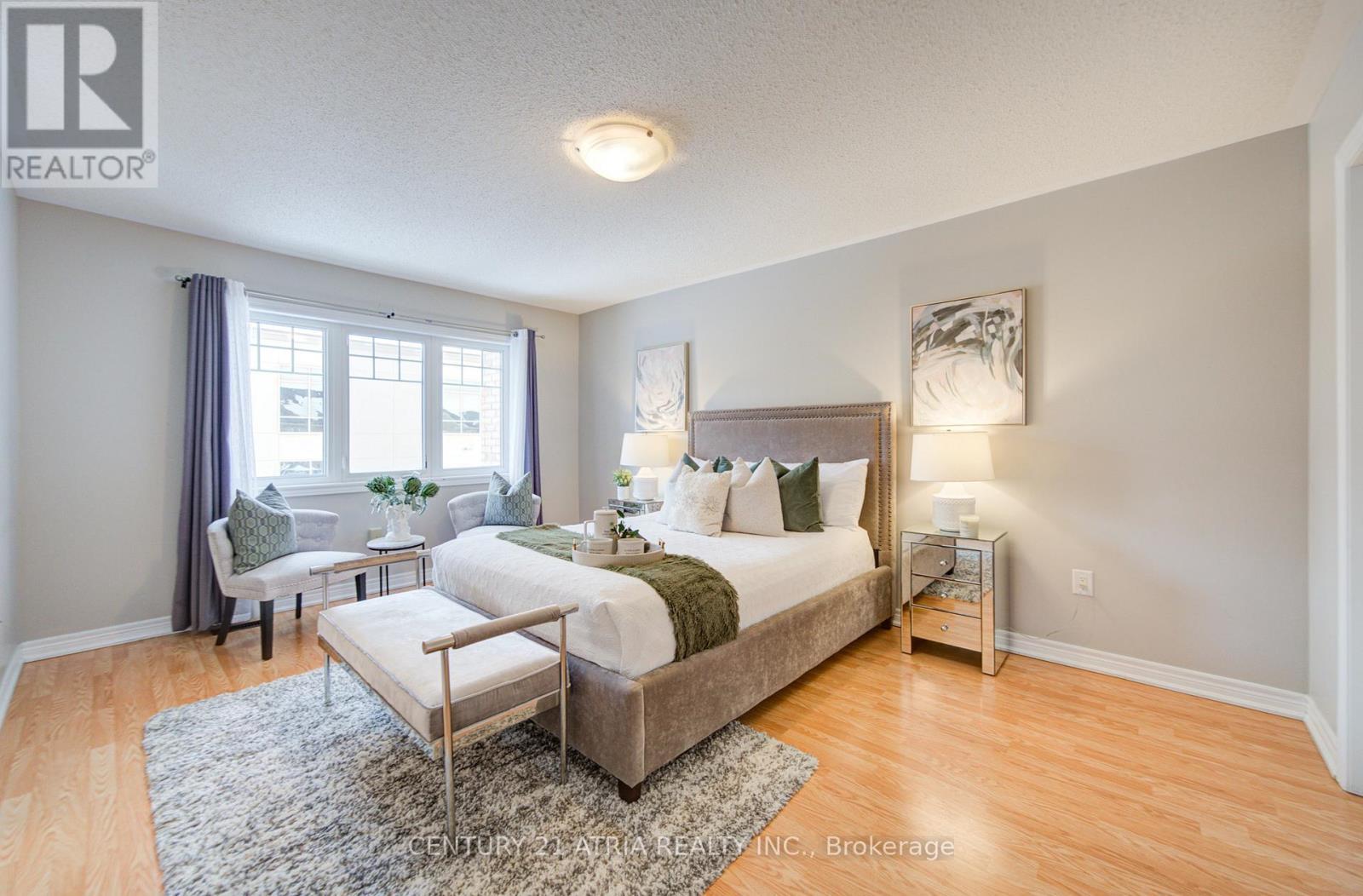 135 Windrow Street, Richmond Hill, ON - Indoor Photo Showing Bedroom