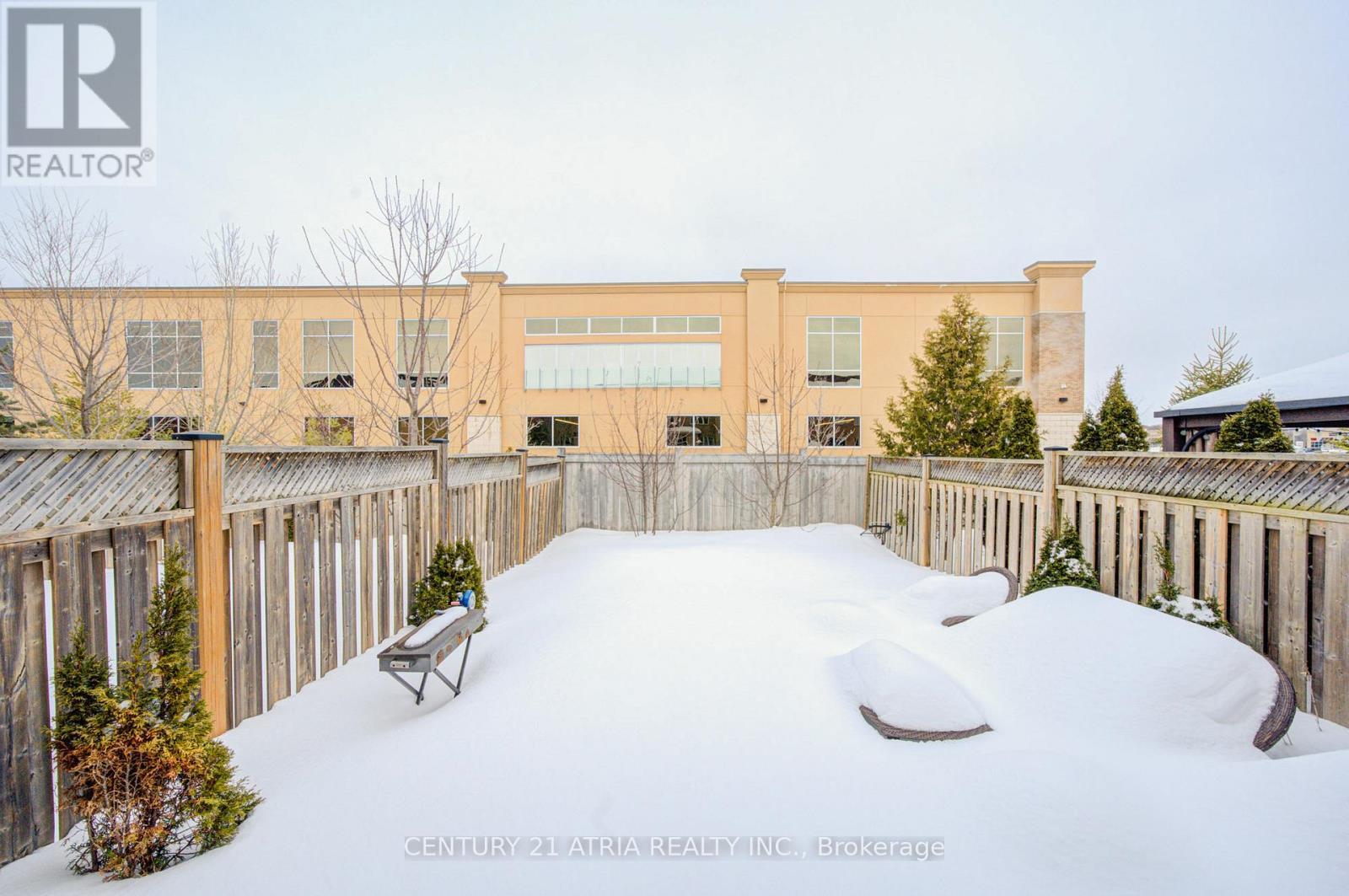 135 Windrow Street, Richmond Hill, ON - Outdoor