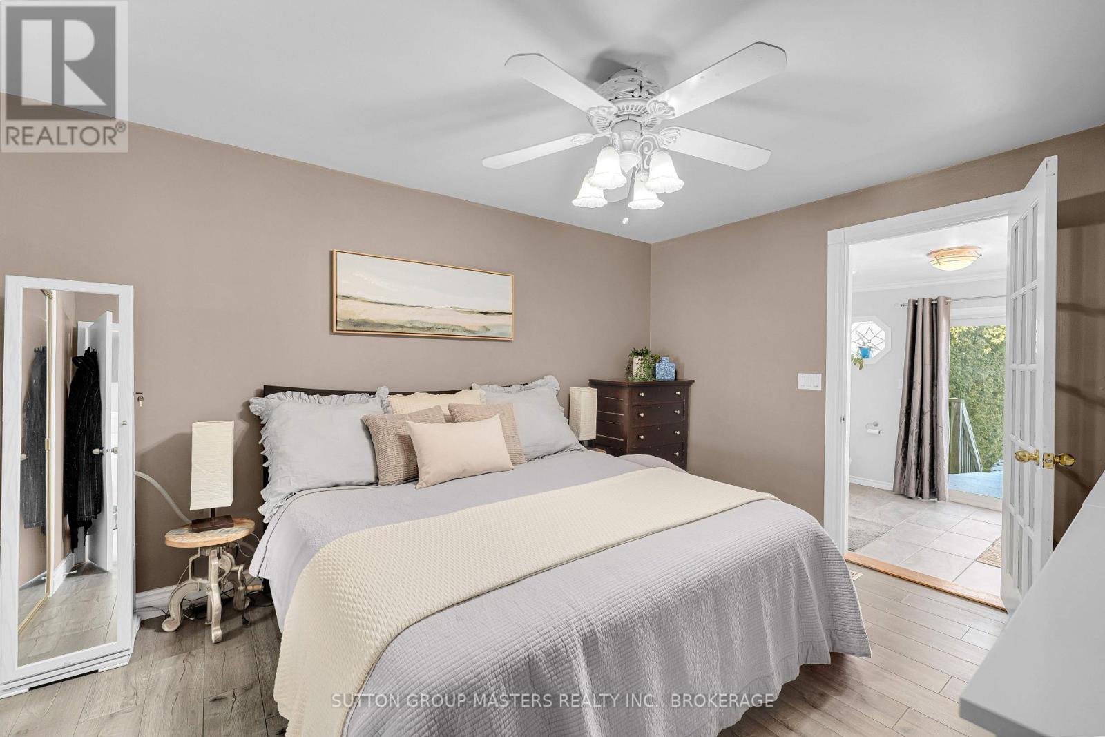 848 Allum Avenue, Kingston (South Of Taylor-Kidd Blvd), ON - Indoor Photo Showing Bedroom