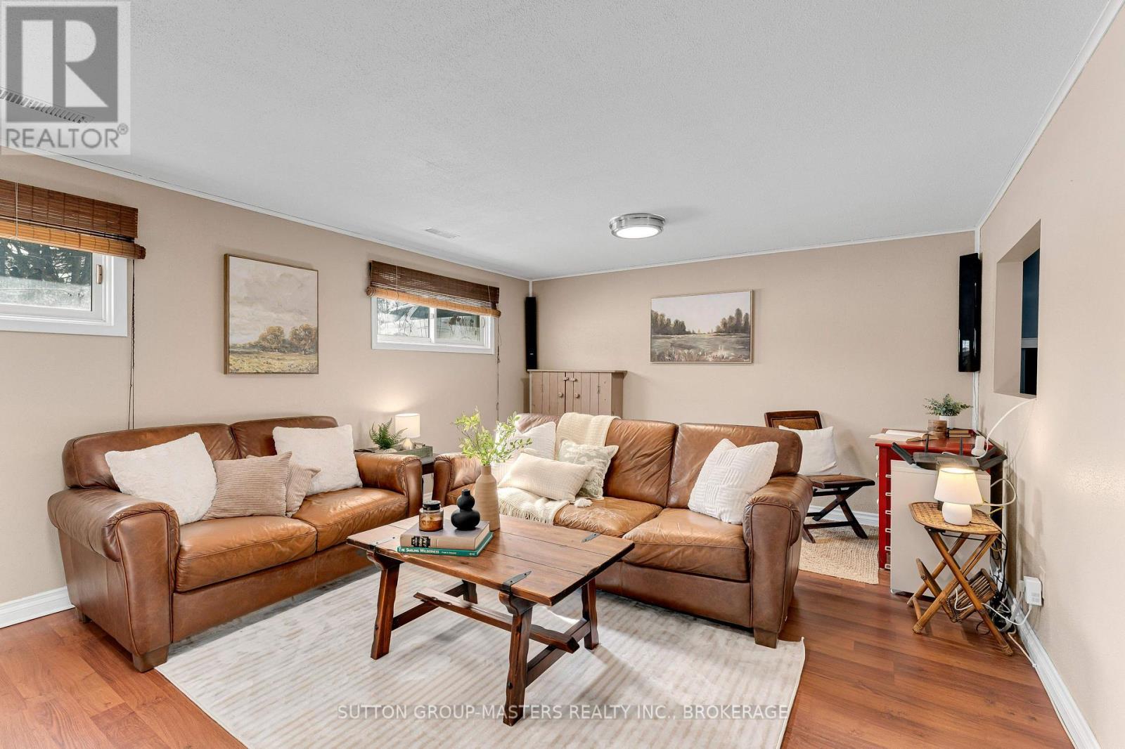 848 Allum Avenue, Kingston (South Of Taylor-Kidd Blvd), ON - Indoor Photo Showing Living Room
