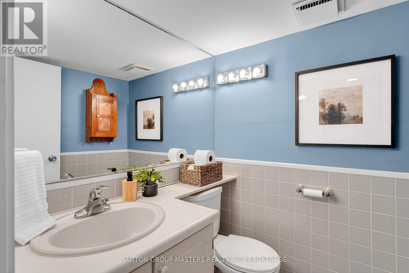 848 Allum Avenue, Kingston (South Of Taylor-Kidd Blvd), ON - Indoor Photo Showing Bathroom